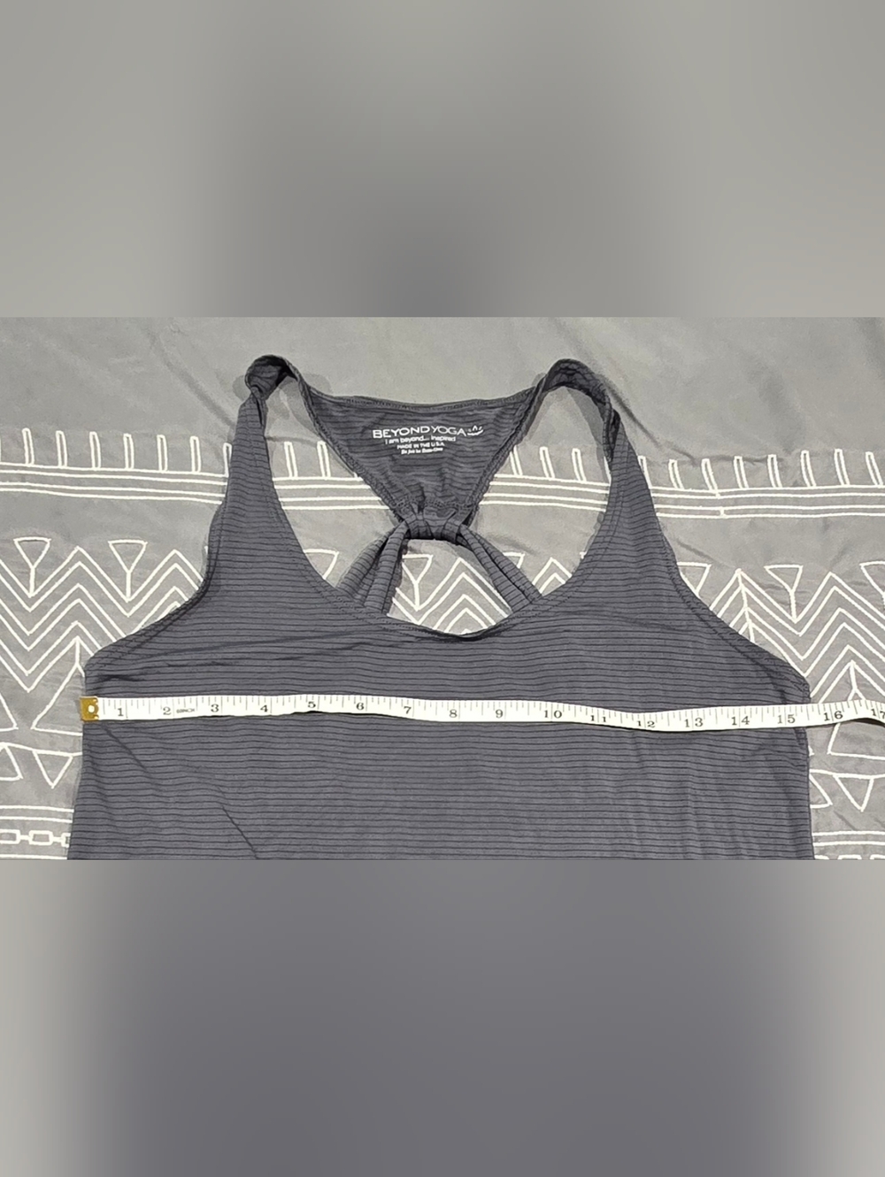 Beyond Yoga Lightweight Race Back Tank Size Small - Picture 4 of 7